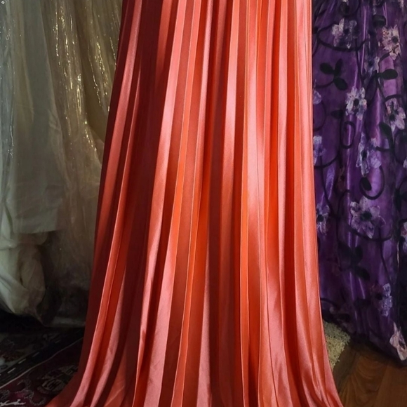 Prom/formal dress - Picture 8 of 10